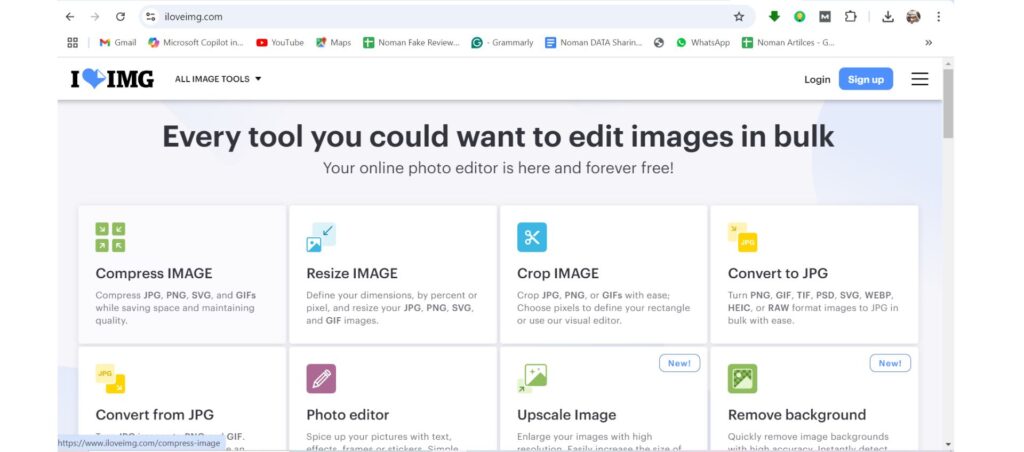 iLoveIMG homepage showcasing tools like compress, resize image, crop, convert to JPG, and background removal for editing images in bulk.