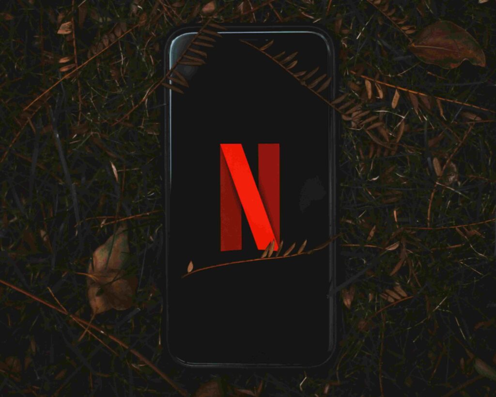 Photo by Muaaz: https://www.pexels.com/photo/netflix-logo-on-smartphone-screen-5852135/