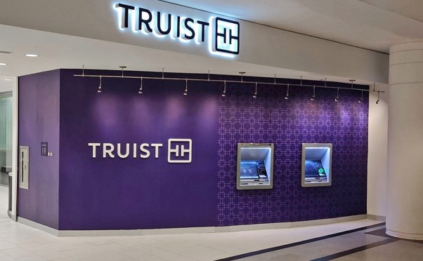 truist bank logos